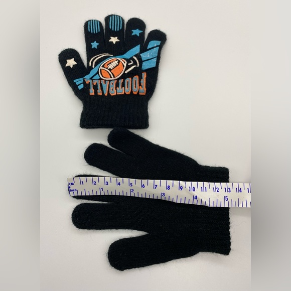 Small Boy’s Winter Football Graphic Black Gloves - Picture 6 of 6
